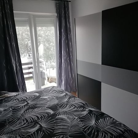 Appartamento Turina Crikvenica Esterno foto